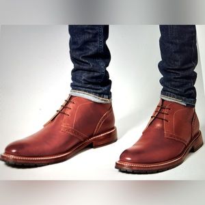 ARIAT leather ankle boot (NEW)